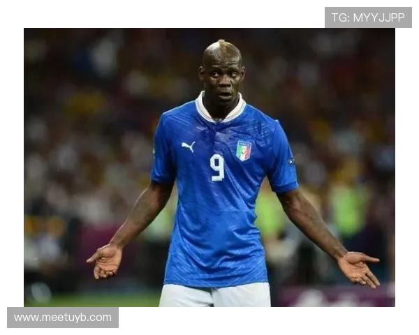 从巅峰到沉寂巴洛特利与22年世界杯的未竟梦想与时代回响的深层启示 从巅峰到沉寂巴洛特利与22年世界杯的未竟梦想与时代回响的深层启示