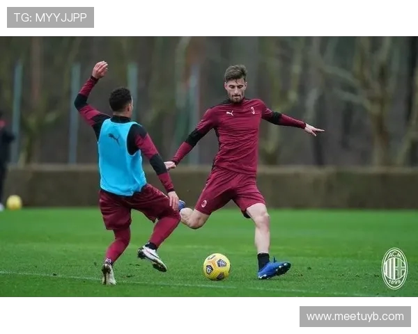 意媒报道巴尔泰萨吉回归进行个人训练加比亚手术后回基地陪伴球队恢复状态